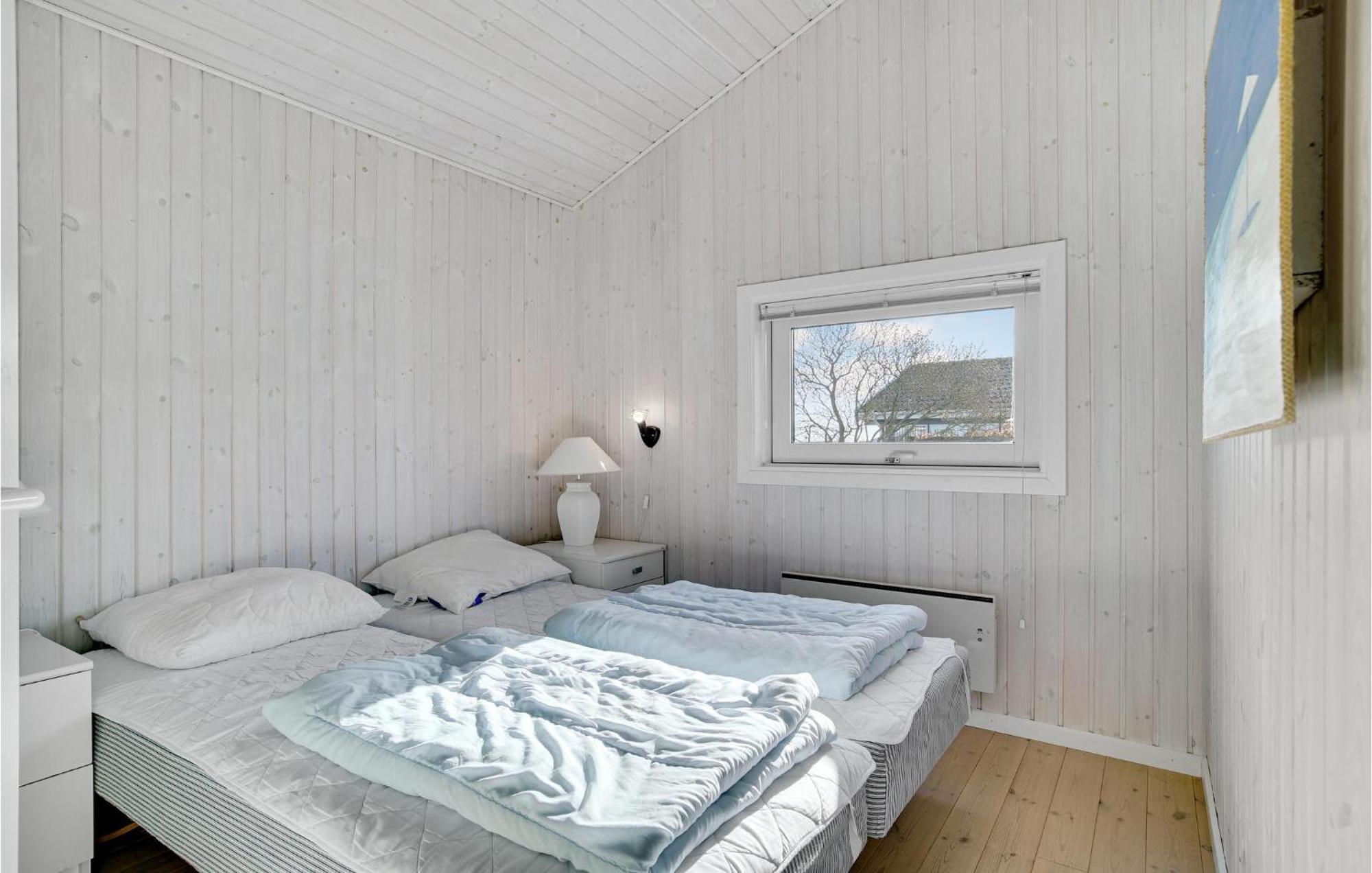 Awesome Home In Stroby With Wifi Екстериор снимка